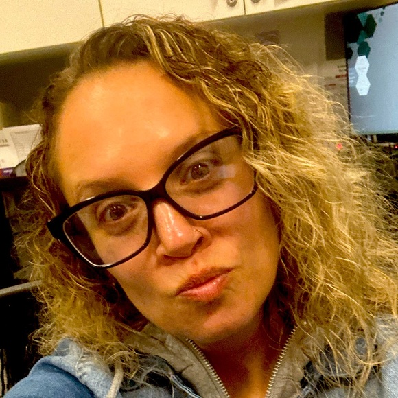 Meet your Posher, Theresa - Picture 1 of 1